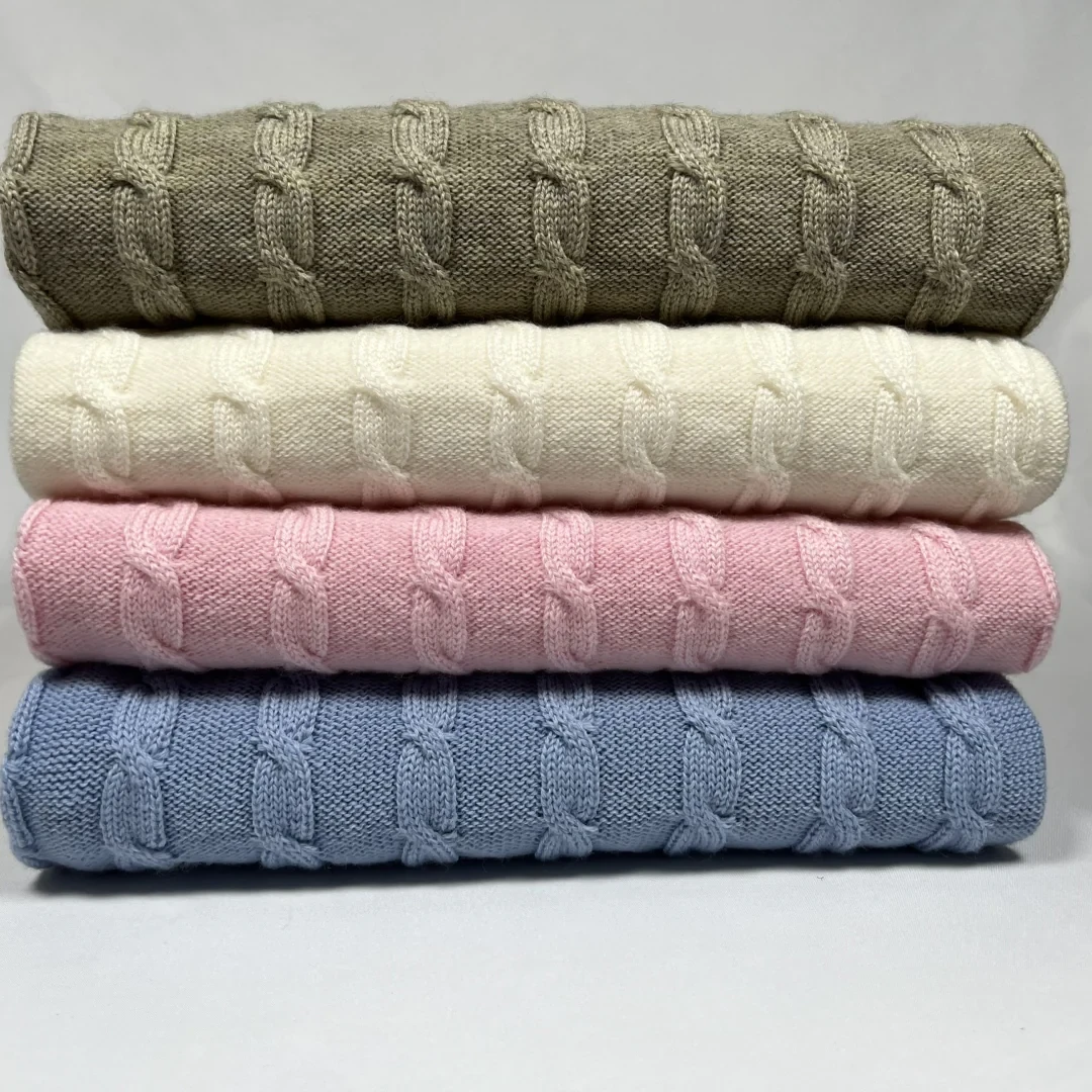 🐑 Luxe NZ Merino Cable Blanket 🛏️ - t 80x90cm