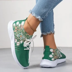 Summer New Flying Woven Stylish Flat Shoes Women