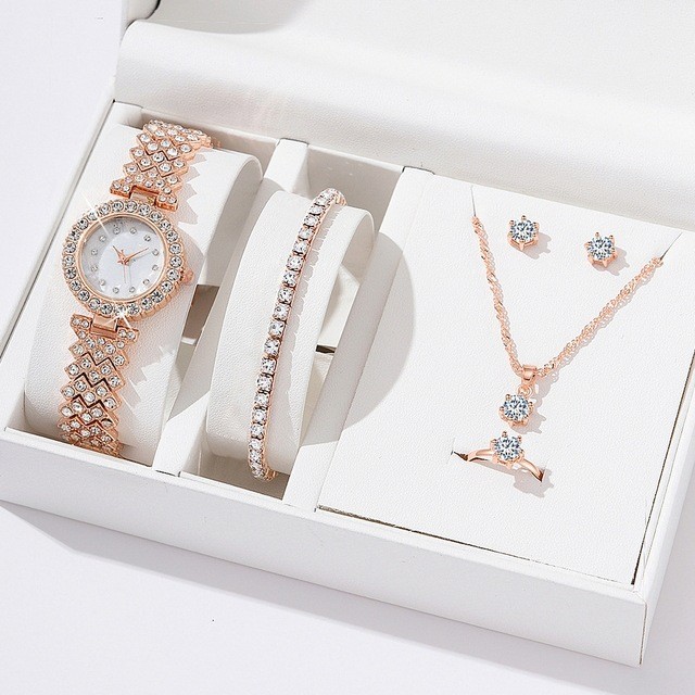 Diamond Women Luxury Bracelet Wrist Watch