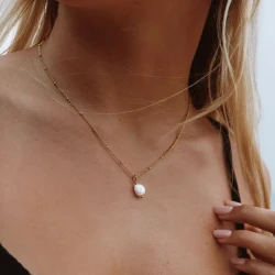 BAROQUE PEARL PENDANT