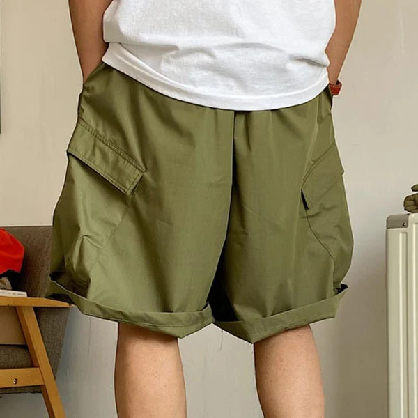 Multi-Pocket Elastic Waist Cargo Shorts