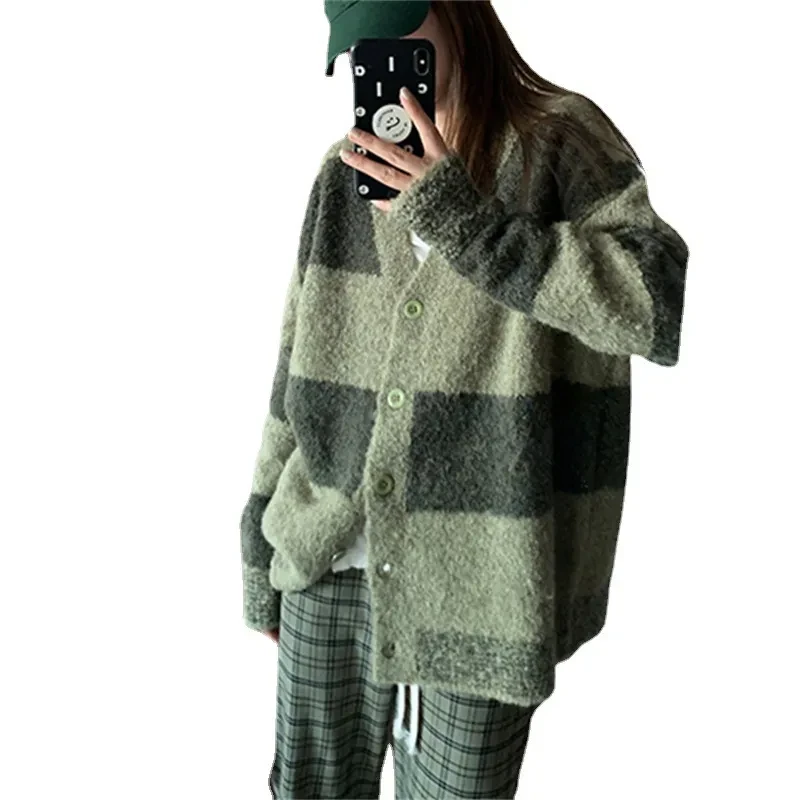 Slim Green Plaid Knit Women