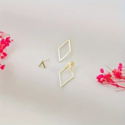 Geometric Open Frame Design Stud Earrings