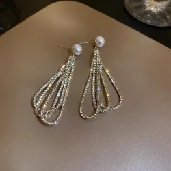 Drop-shaped Full Diamond Pearl Earring