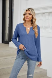 Loose-fitting V-neck Long Sleeves T-shirt